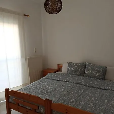 Vassilikos Apartment *